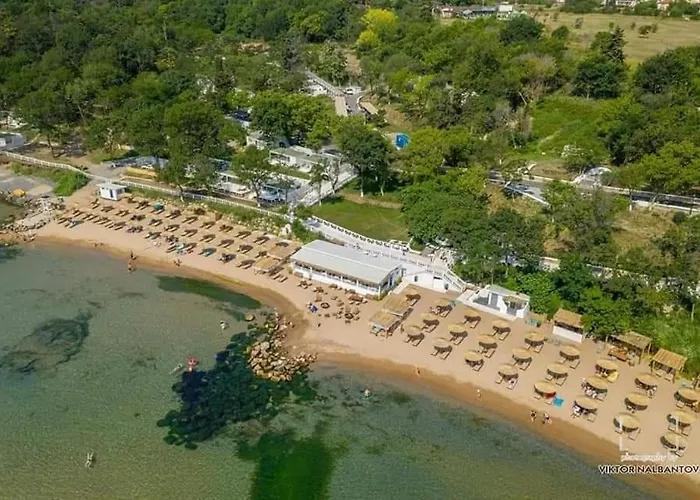 Gg Garden Deluxe Διαμέρισμα Τσερνομόρετς