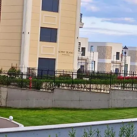 Gg Garden Deluxe 切尔诺莫雷茨