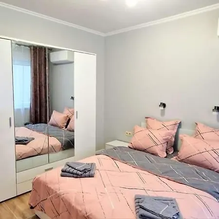 Gg Garden Deluxe * 切尔诺莫雷茨