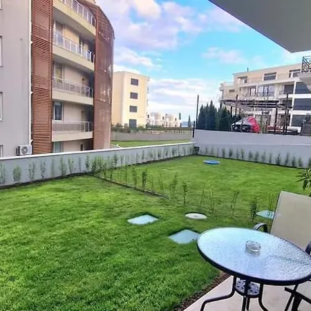 Gg Garden Deluxe Chernomorets