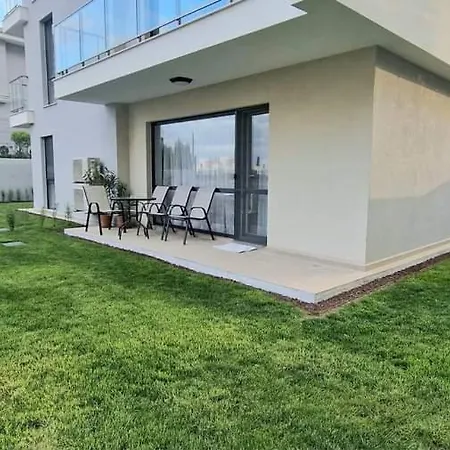 Apartment Gg Garden Deluxe *
