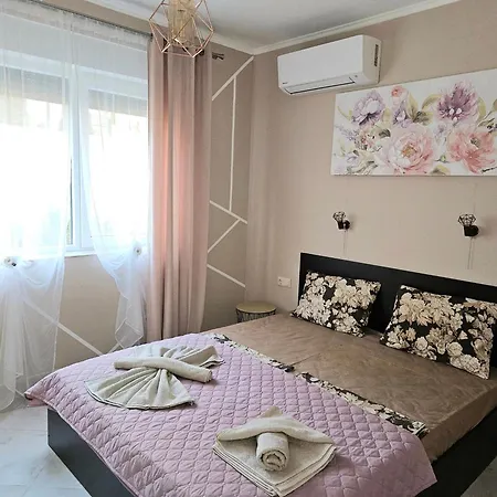 公寓 Gg Garden Deluxe *