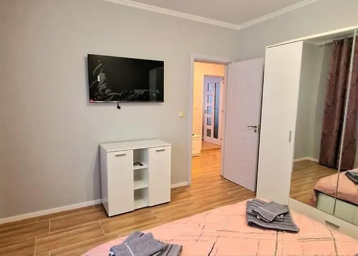 Gg Garden Deluxe Апартамент *