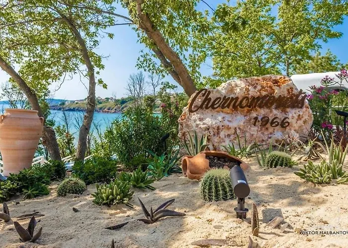 Gg Garden Deluxe Черноморец