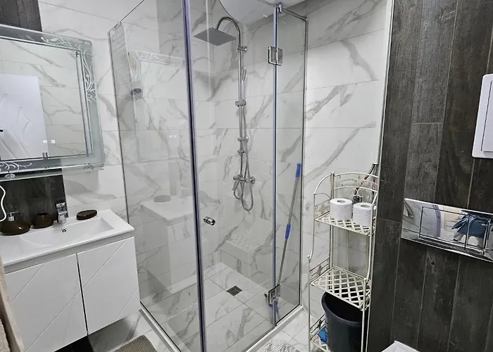 Gg Garden Deluxe Апартамент Черноморец